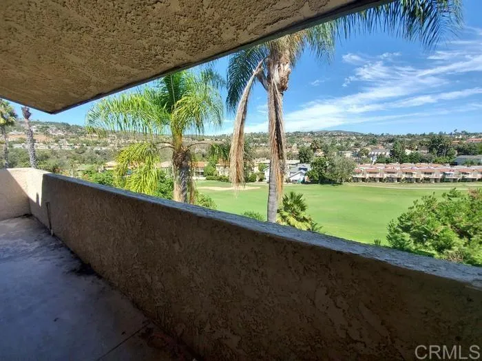 2625 Pirineos Way UNIT 323, Carlsbad, CA, 92009