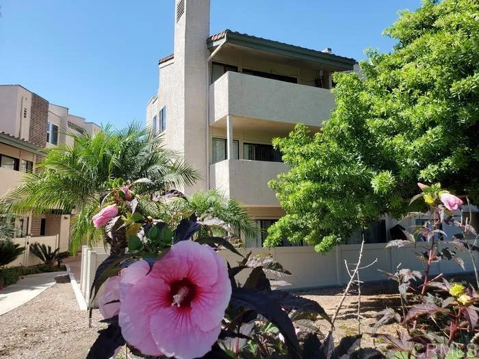 2625 Pirineos Way UNIT 323, Carlsbad, CA, 92009