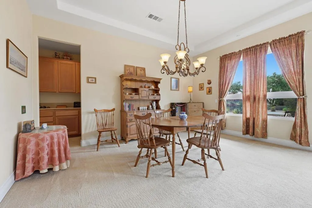 https://cdn.realtyfeed.com/cdn/127/306702855/0458348569260536efca99e69fdfc20a.webp