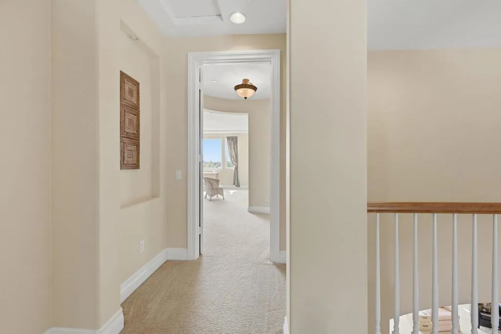 https://cdn.realtyfeed.com/cdn/127/306702855/22dd8c9fe196150c2d7246590a14d9cd.webp