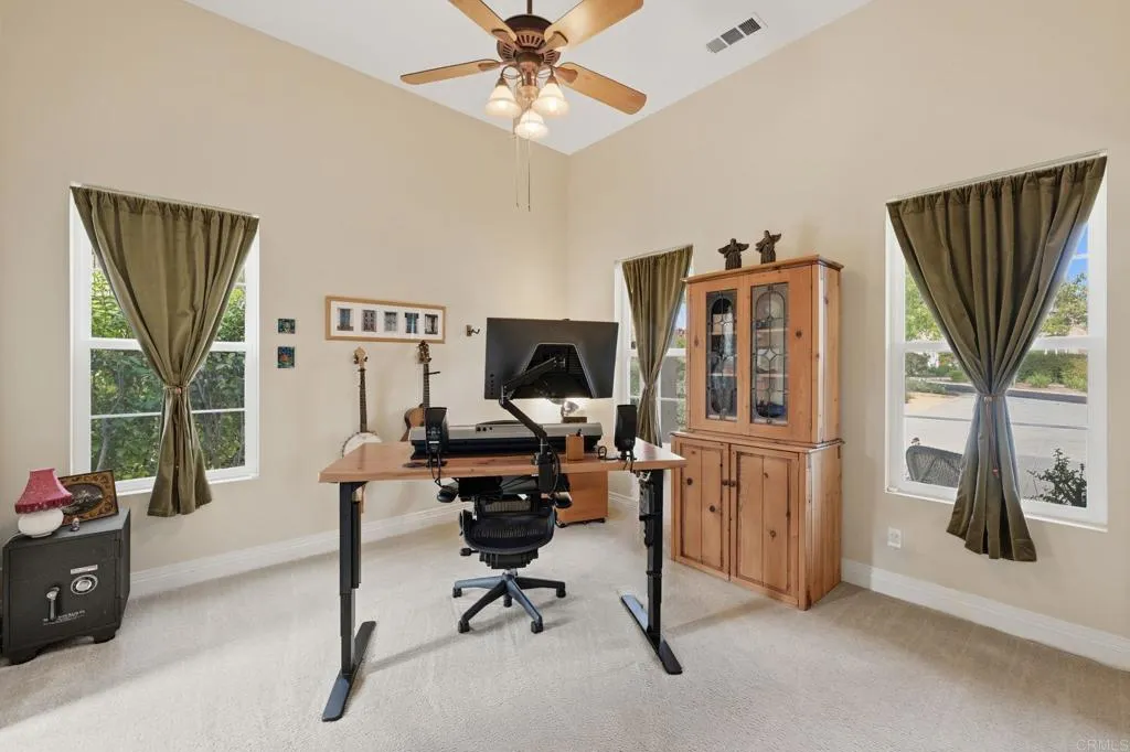 https://cdn.realtyfeed.com/cdn/127/306702855/48277a238f79186e7acf6cf360c516f0.webp