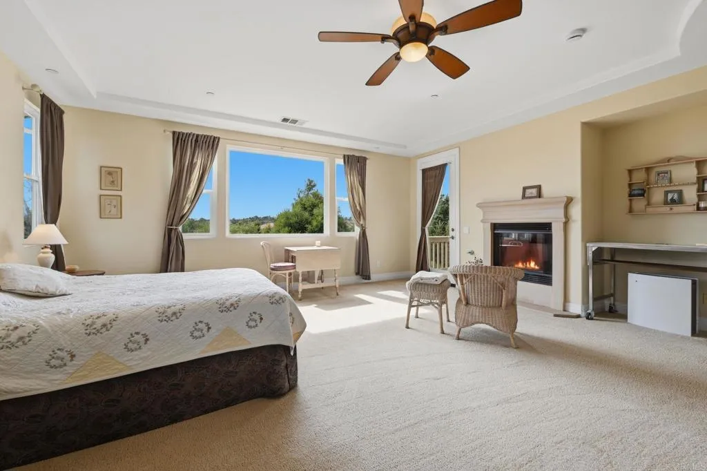https://cdn.realtyfeed.com/cdn/127/306702855/552c98acd058deab61fdcf5b5cbd53c6.webp