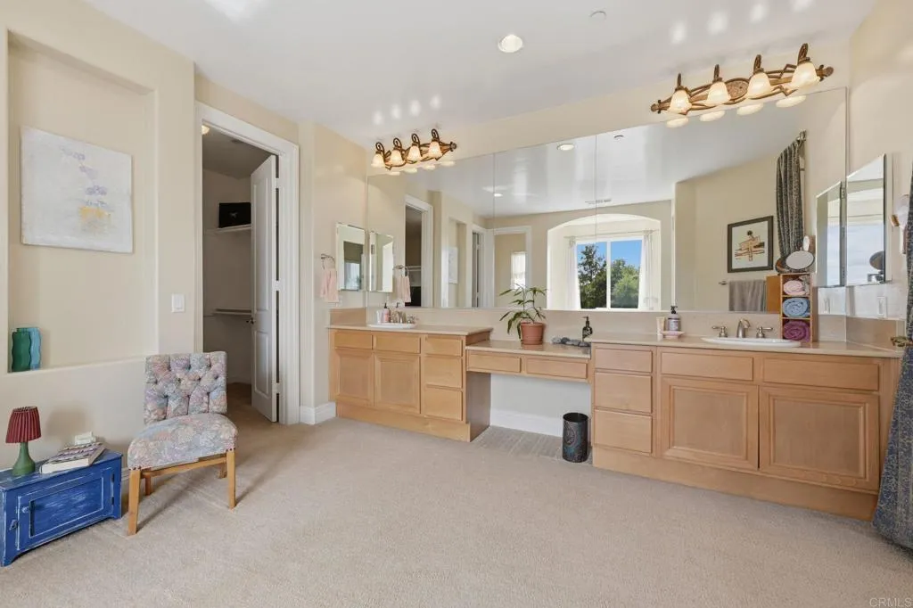 https://cdn.realtyfeed.com/cdn/127/306702855/969620db536582131f6cd03b804586db.webp