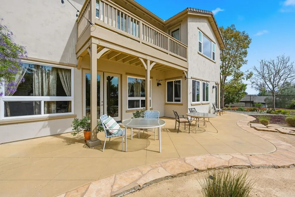 https://cdn.realtyfeed.com/cdn/127/306702855/a8571912706a24da3a4e1d72d9d20753.webp