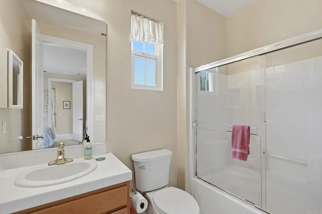 https://cdn.realtyfeed.com/cdn/127/306702855/b8c307a2c64481732767f61cb9a8cc03.webp