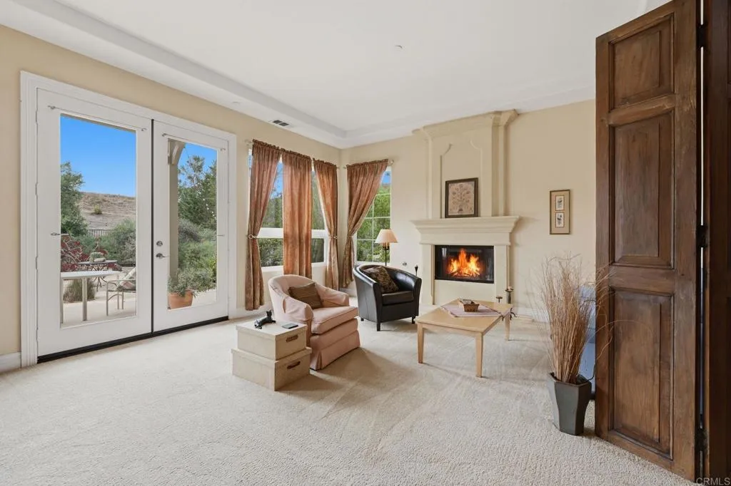 https://cdn.realtyfeed.com/cdn/127/306702855/d02b95ffe1d558e42e2680c70fbdd3c7.webp
