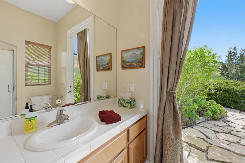 https://cdn.realtyfeed.com/cdn/127/306702855/f0e7233cadcd7d1f462af694dc1ec57a.webp