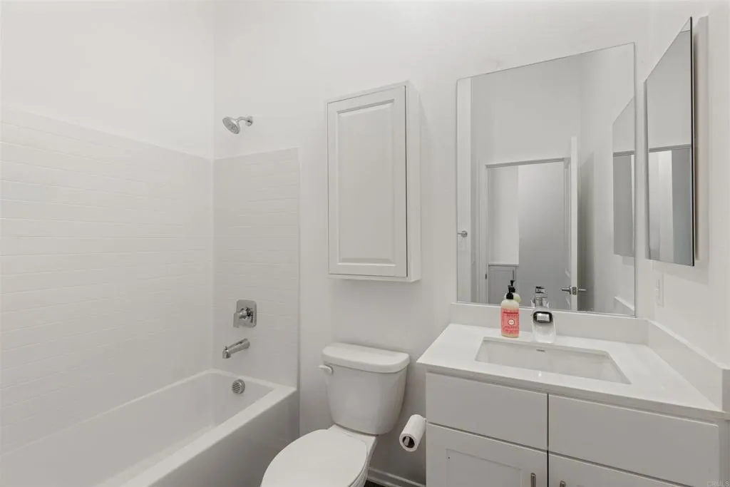 Photo #12: PTP2603110 Listing: Photo #12