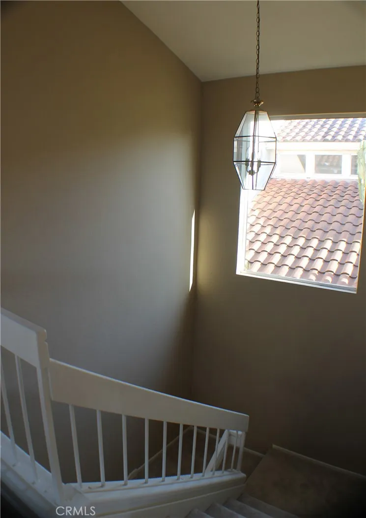 https://cdn.realtyfeed.com/cdn/127/306702858/48652858277c7ffb47321f636690bf17.webp