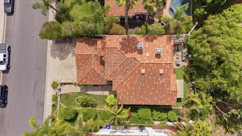 https://cdn.realtyfeed.com/cdn/127/306702881/584f92c2c4900f80476cde921a82c9f5.webp
