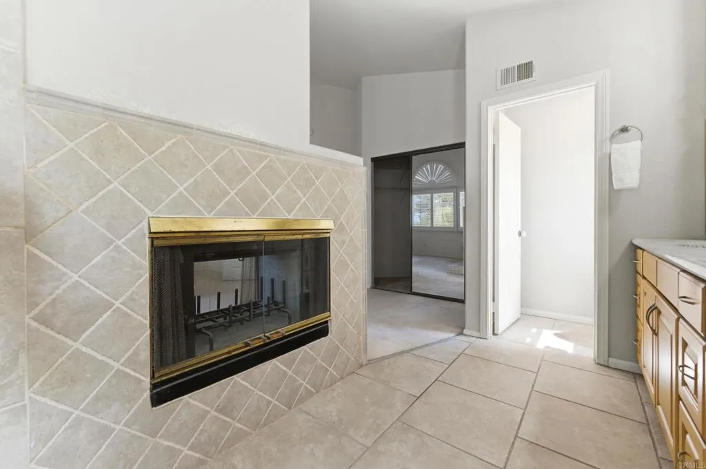 https://cdn.realtyfeed.com/cdn/127/306702881/7a3b987423b8d07981364b58193668b1.webp