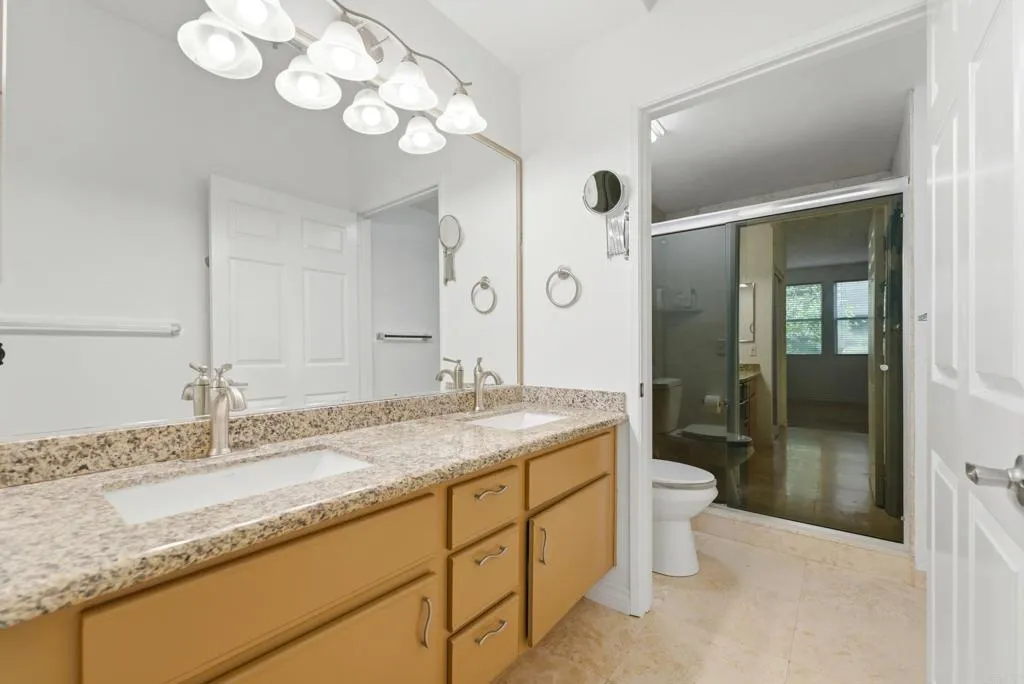 680 Camino De La Reina UNIT 2201, San Diego, CA, 92108