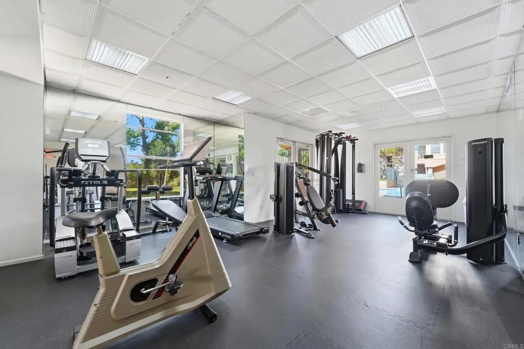 680 Camino De La Reina UNIT 2201, San Diego, CA, 92108