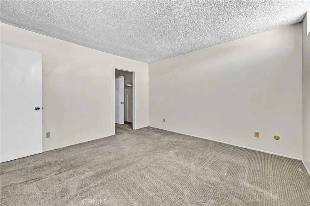 https://cdn.realtyfeed.com/cdn/127/306702998/04a7228de9c2ed93df47ff7cb569be08.webp