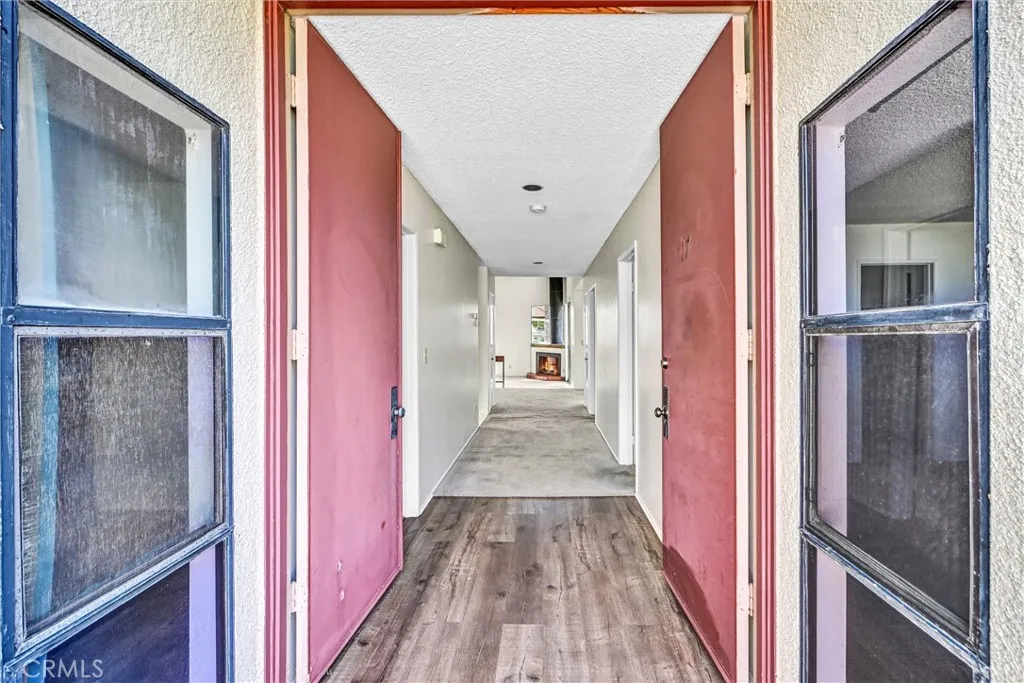 https://cdn.realtyfeed.com/cdn/127/306702998/1c5d847ea8088516f1988384861f12b3.webp