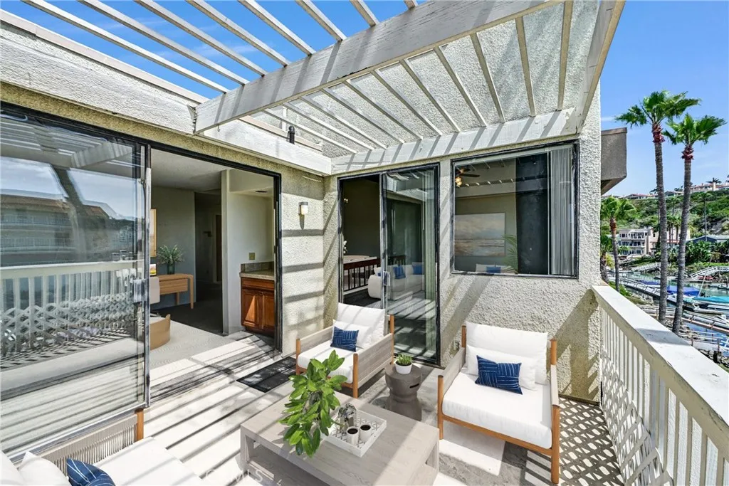 https://cdn.realtyfeed.com/cdn/127/306702998/594d8aacd700c8666e140beaab4c6afc.webp