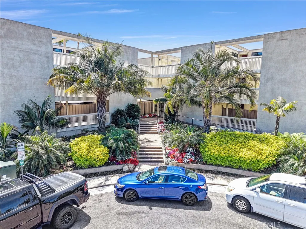 https://cdn.realtyfeed.com/cdn/127/306702998/788b1454f5ff4b61106b1278d33f28da.webp