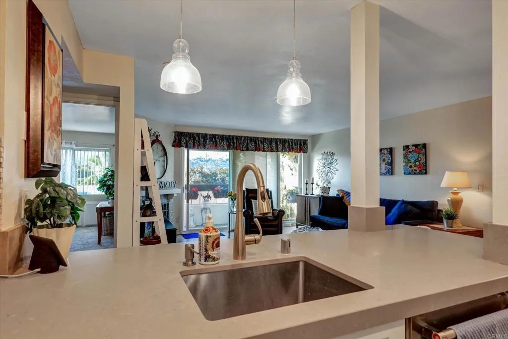 Photo #7: NDP2603997 Listing: Photo #7