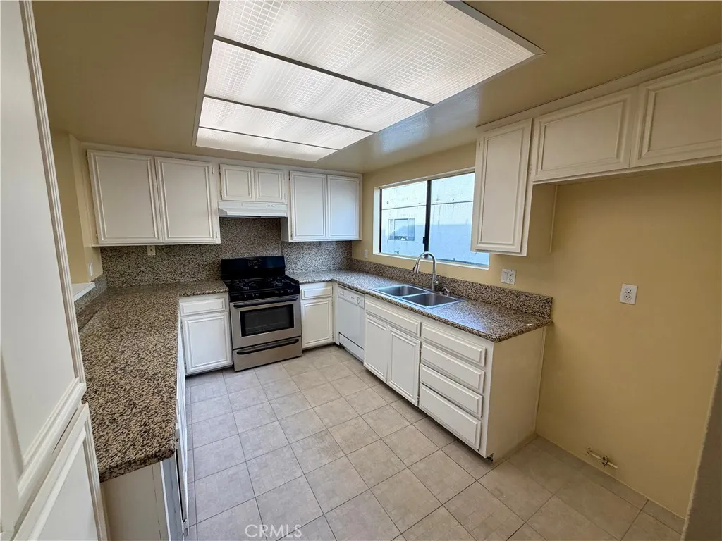 14500 Van Nuys UNIT 8, Panorama City, CA, 91402
