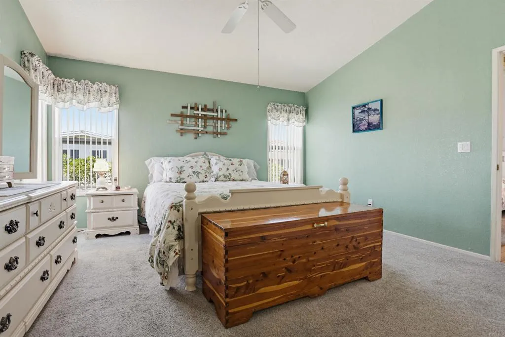 https://cdn.realtyfeed.com/cdn/127/306703063/66a9e36de709613f9cb7ab2814db5f13.webp