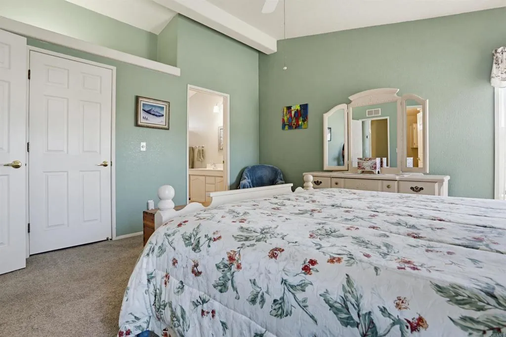 https://cdn.realtyfeed.com/cdn/127/306703063/9fb28b1208c58c954e388e8087ee9f83.webp