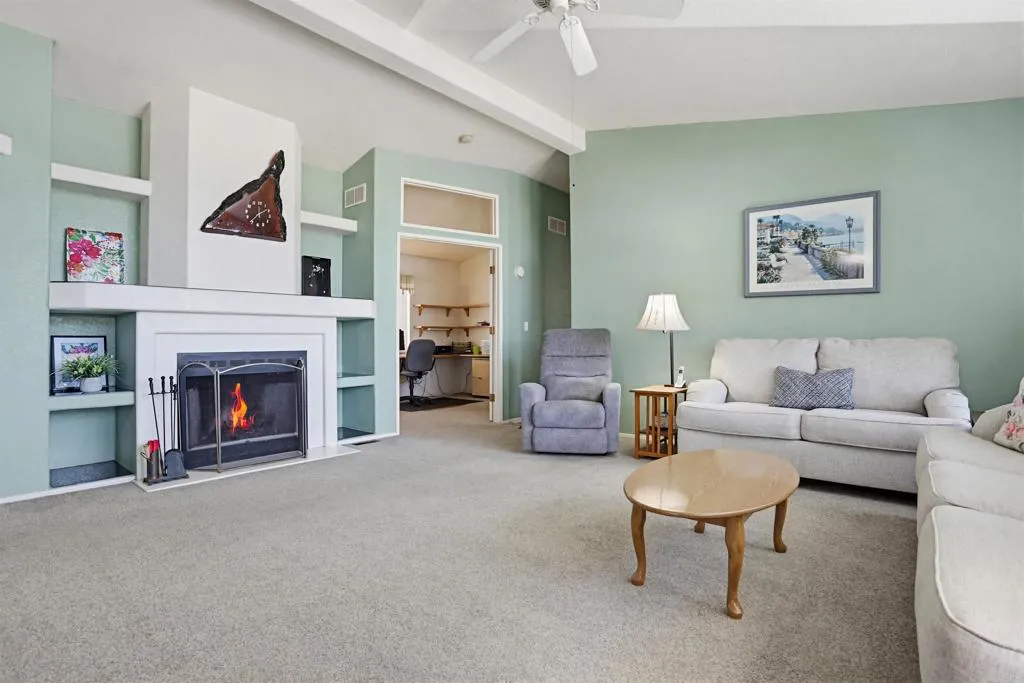 https://cdn.realtyfeed.com/cdn/127/306703063/add4a98590f1ad2a839512b3304ea73a.webp