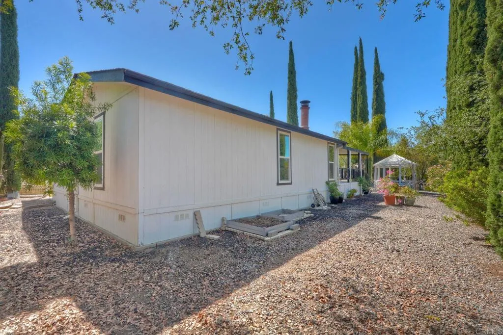 https://cdn.realtyfeed.com/cdn/127/306703121/39c7a5831c2f2a136b0ad1ee007e2768.webp