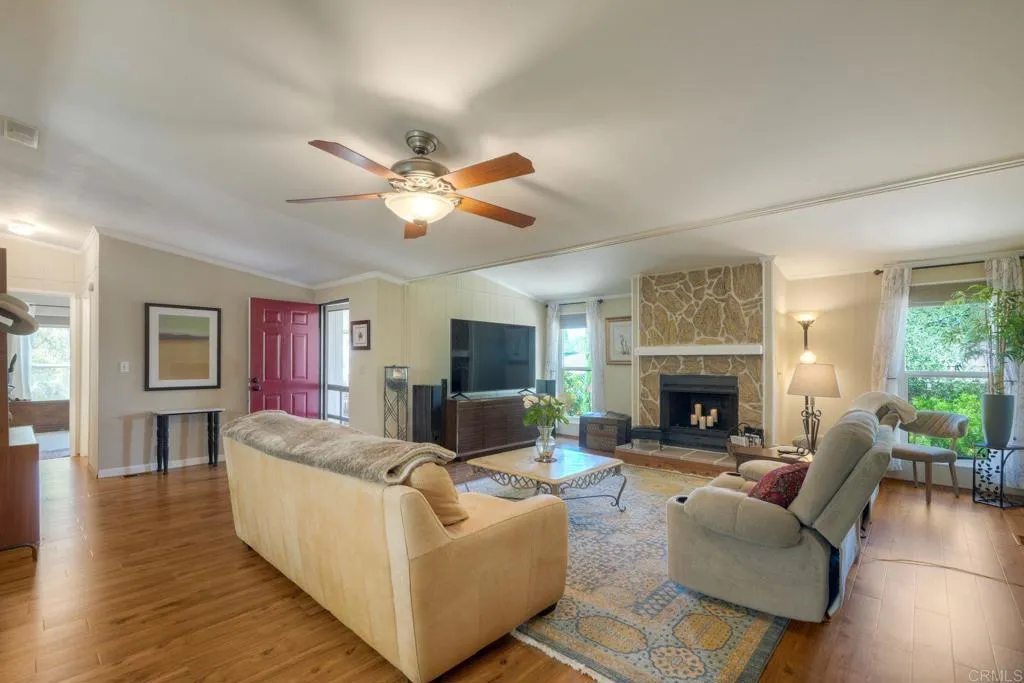 https://cdn.realtyfeed.com/cdn/127/306703121/c41ef989635b3947939deae5ad7b9e35.webp