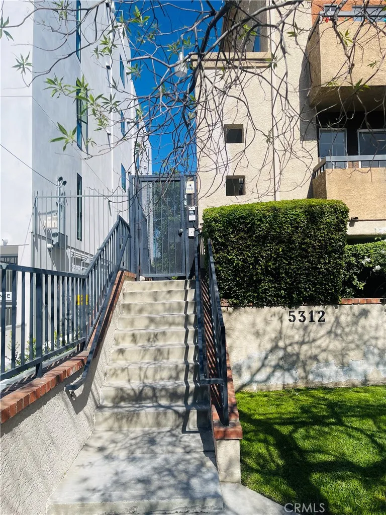 5312 Cartwright Avenue UNIT 2, North Hollywood, CA, 91601