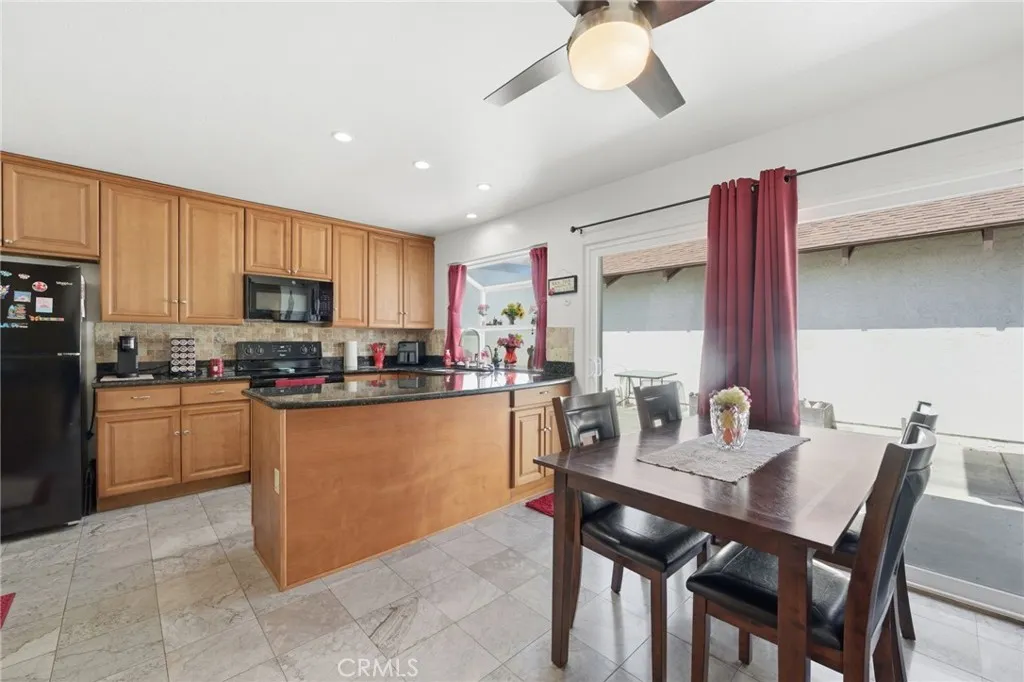 https://cdn.realtyfeed.com/cdn/127/306703145/535df8998ffc40fc553a1aca744b1cd8.webp