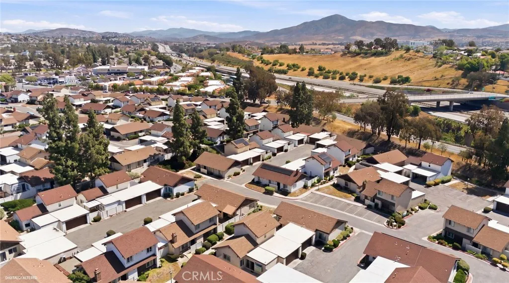 https://cdn.realtyfeed.com/cdn/127/306703145/7b36861459c91df1fda3641d81b41ffa.webp