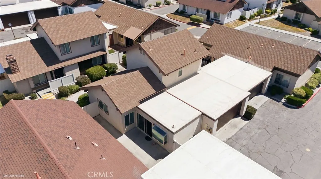 https://cdn.realtyfeed.com/cdn/127/306703145/e19a943386008fd2b52abd3fde109018.webp