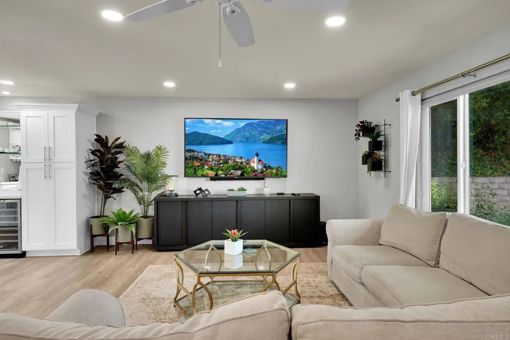 https://cdn.realtyfeed.com/cdn/127/306703149/6835c5801b365f5b66e7a82863e801fd.webp