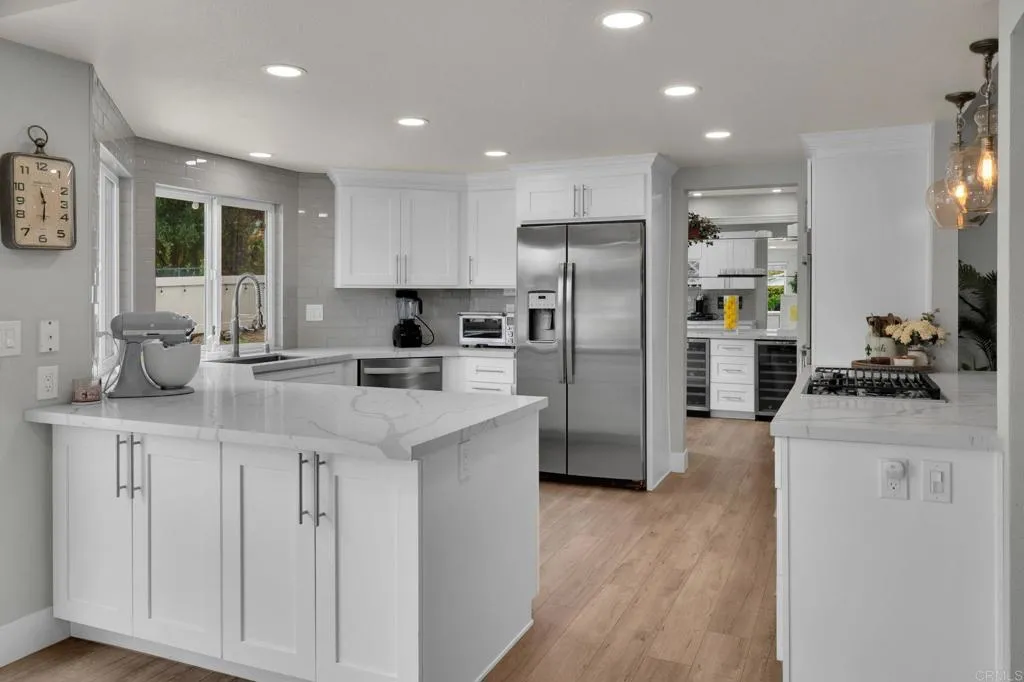 https://cdn.realtyfeed.com/cdn/127/306703149/709dd6431c12c83cca4d440312e78208.webp