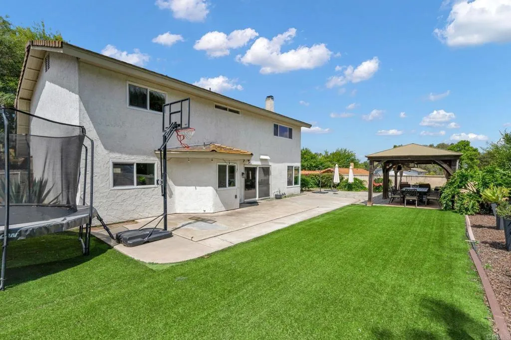 https://cdn.realtyfeed.com/cdn/127/306703149/dc39c1a901ab1db9206e68dc90fe3639.webp