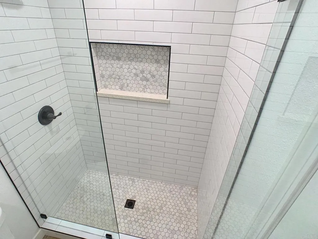 Photo #25: PTP2603124 Listing: Photo #25