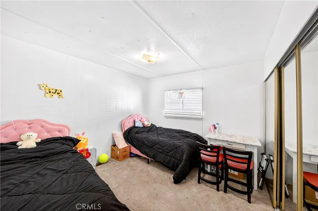 15668 Calico, Victorville, CA, 92395