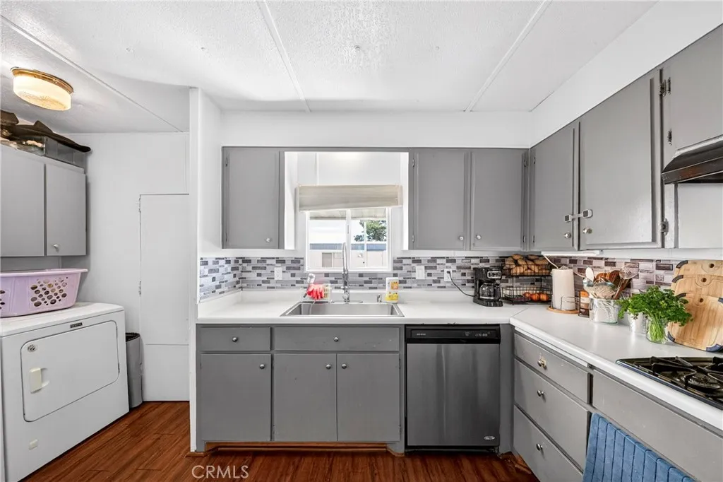 15668 Calico, Victorville, CA, 92395