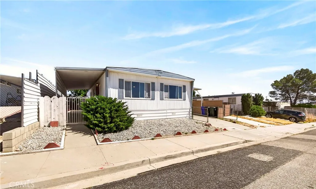 15668 Calico, Victorville, CA, 92395