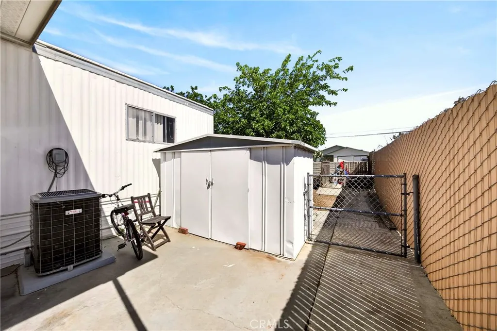 15668 Calico, Victorville, CA, 92395