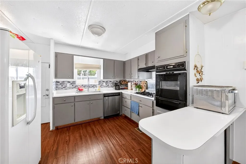 15668 Calico, Victorville, CA, 92395