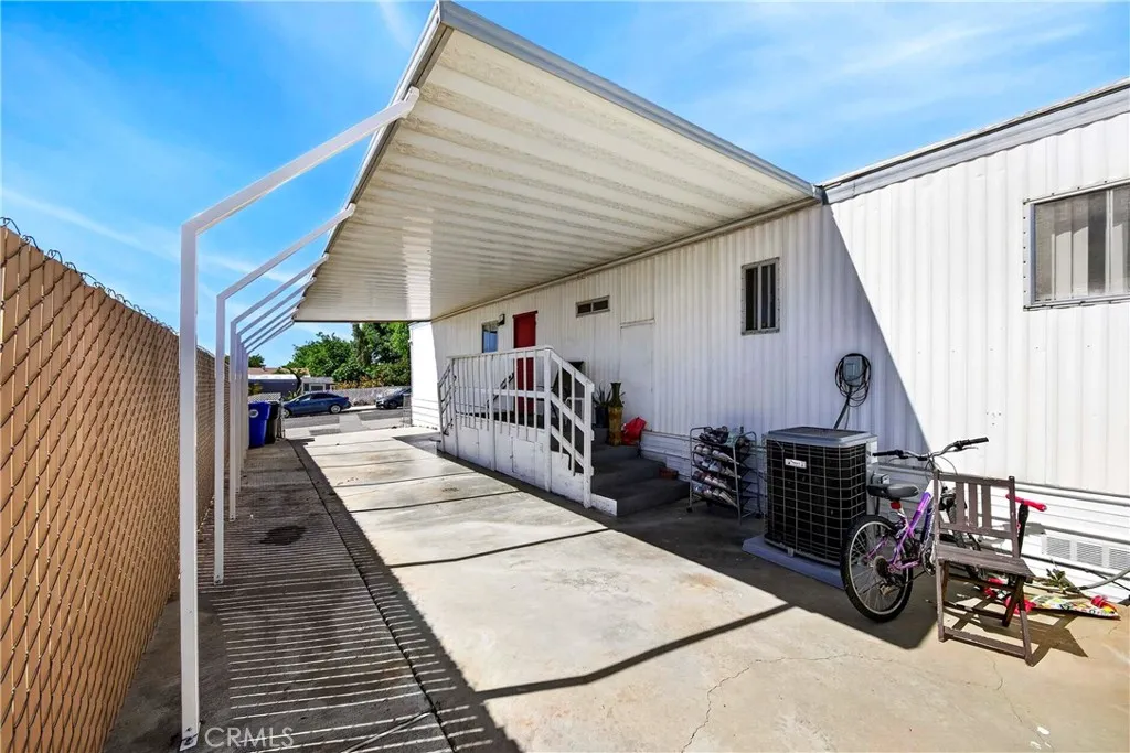 15668 Calico, Victorville, CA, 92395