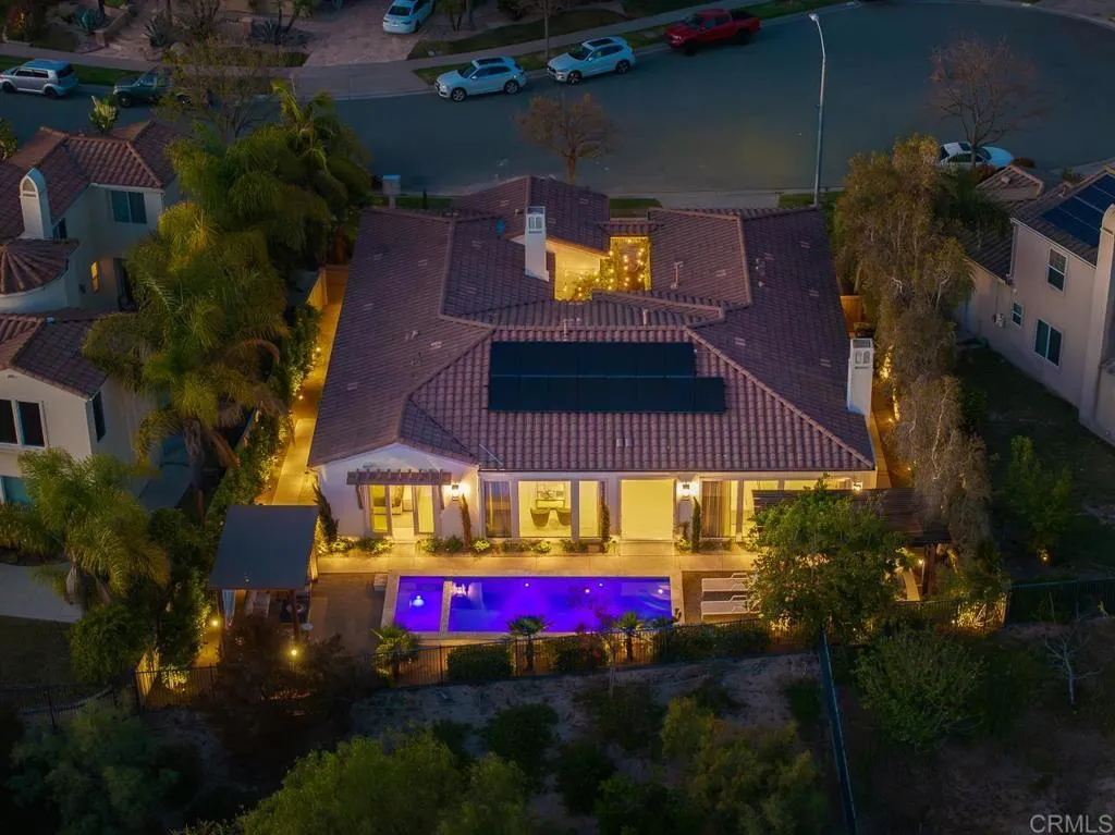 https://cdn.realtyfeed.com/cdn/127/306703211/071be612f9caace4b8835a7752bb4520.webp