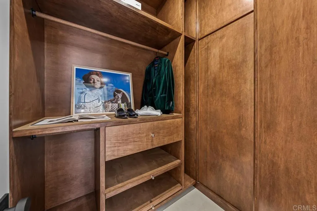 https://cdn.realtyfeed.com/cdn/127/306703211/16f02116e33fd9b2b389344aebd1ec33.webp