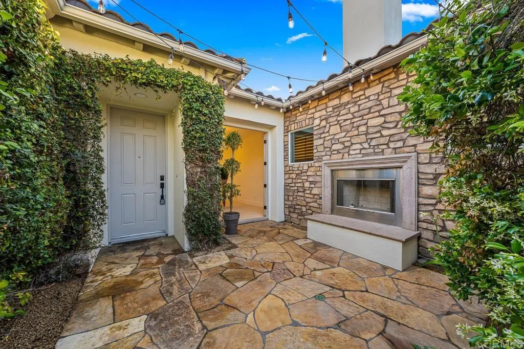 https://cdn.realtyfeed.com/cdn/127/306703211/7d811cbca81b9ad73e0cb24a80b40a42.webp