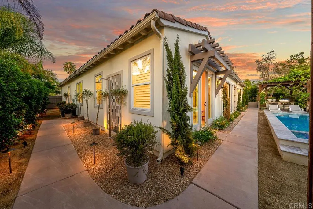 https://cdn.realtyfeed.com/cdn/127/306703211/9825aa368148db293e30e366a8f733cc.webp