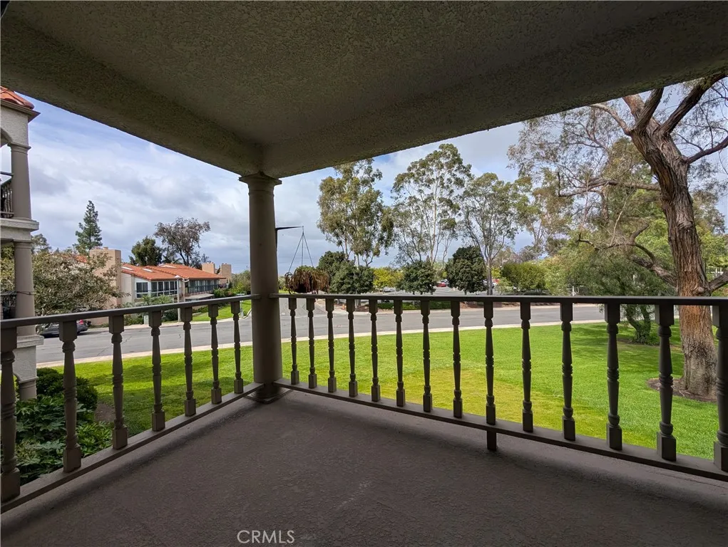 23186 Skylink, Canyon Lake, CA, 92587