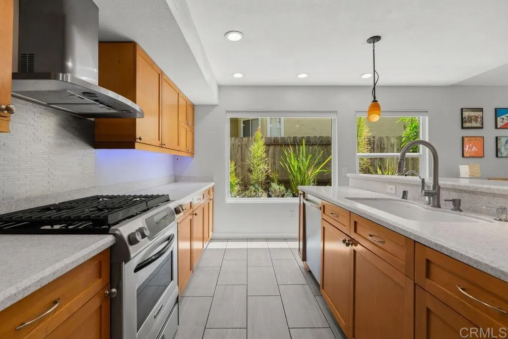 https://cdn.realtyfeed.com/cdn/127/306703335/9eaf5f6be2fd07b9117f735a6b9448b8.webp