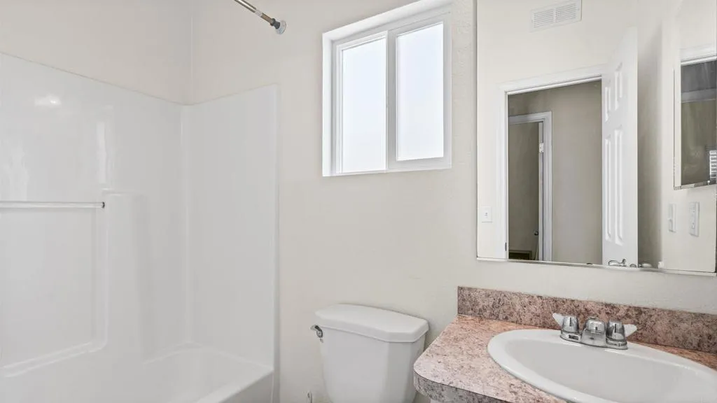 https://cdn.realtyfeed.com/cdn/127/306703365/451e35b90be52f9a418d7bb158b0e729.webp