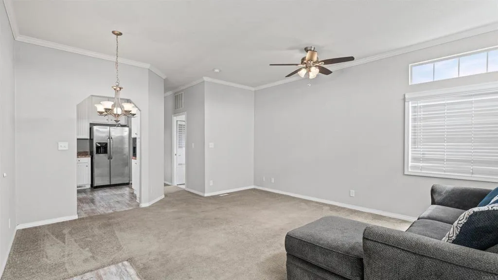 https://cdn.realtyfeed.com/cdn/127/306703365/8df94e30e0c93a8ca262db4fd0287ade.webp